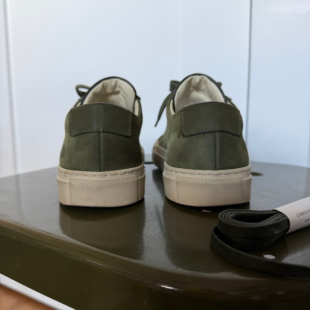 Common Projects Women’s Olive Green Nubuck Achilles Low - Picture 3 of 5